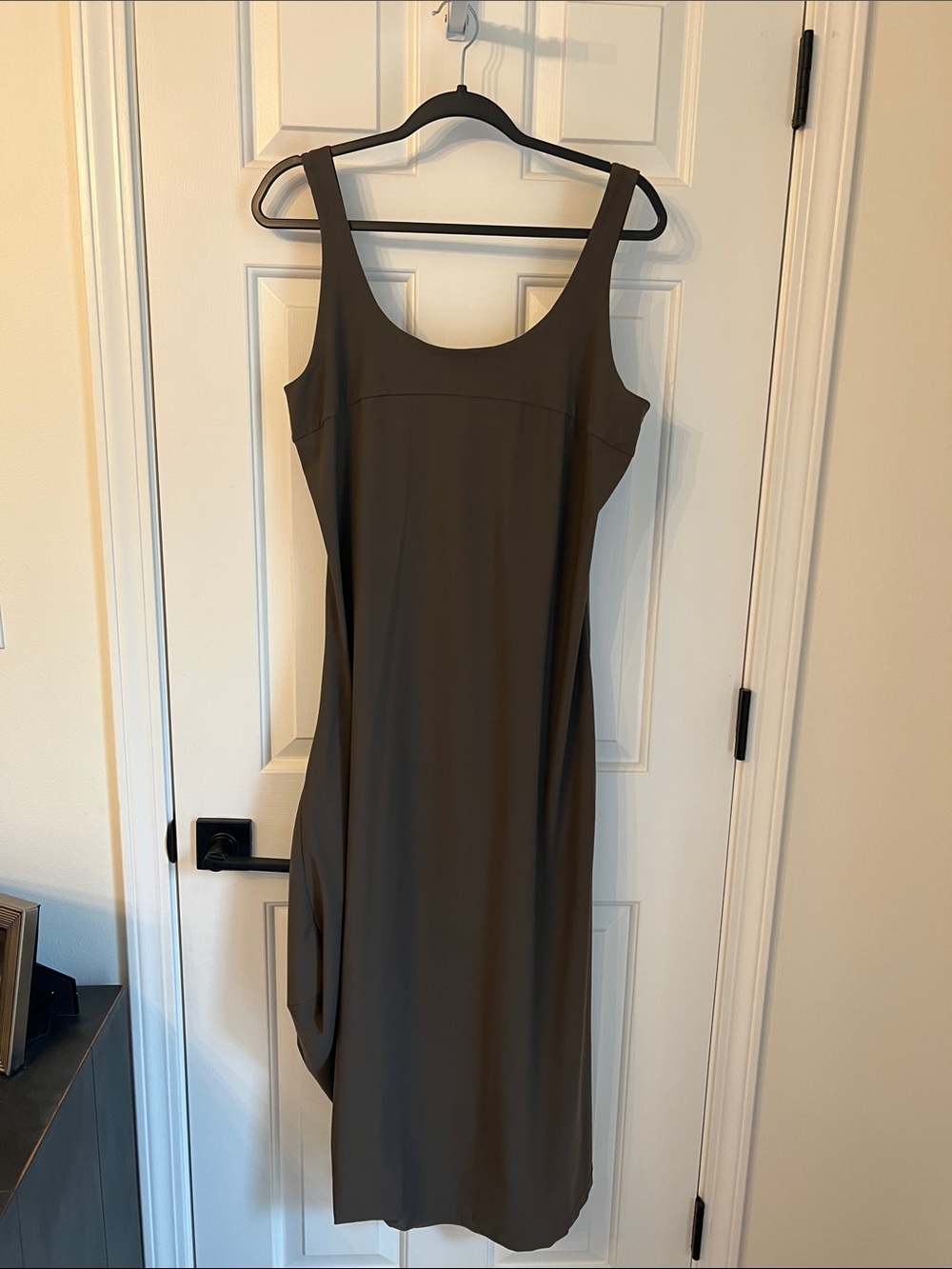 Porto San Francisco- Classic Sleeveless Midi Dress - Olive Green size 3 (Large)